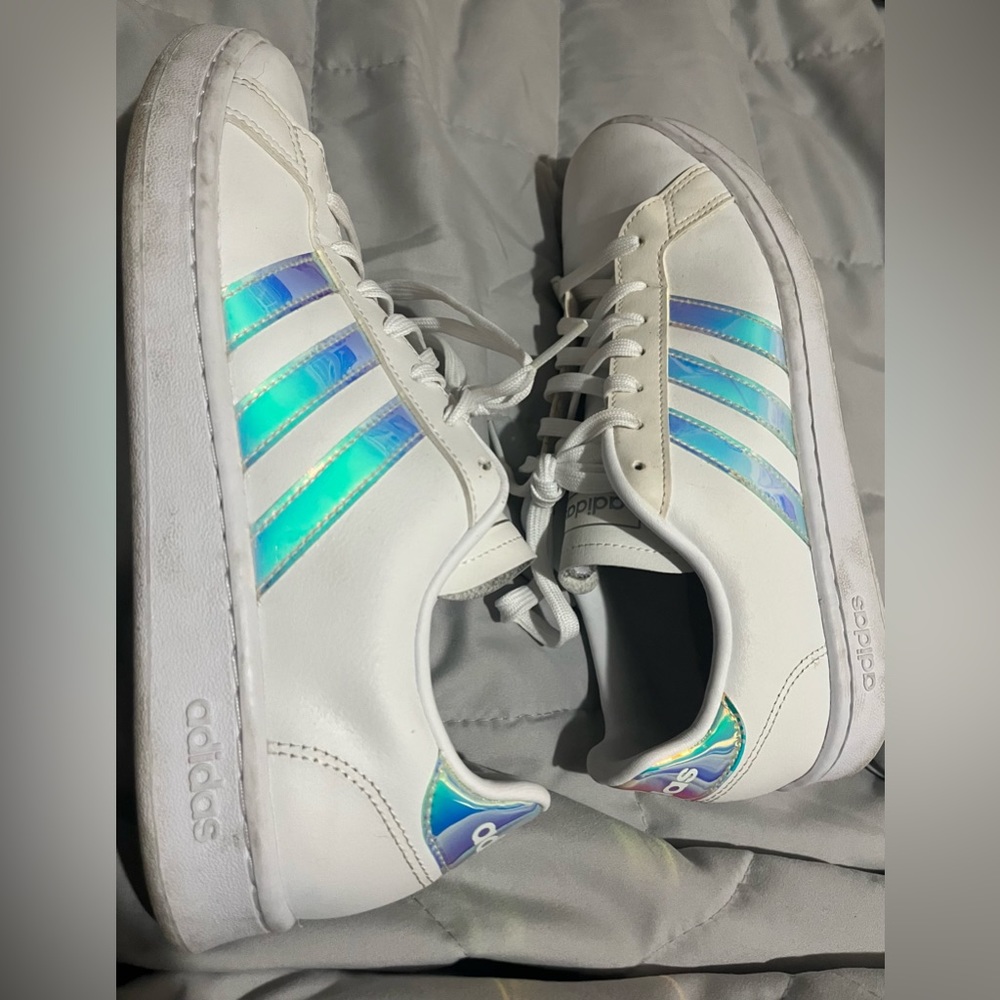 Womens Adidas Iridescent Sneaker Shoes Size womens 9